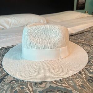 White Fedora sun hat